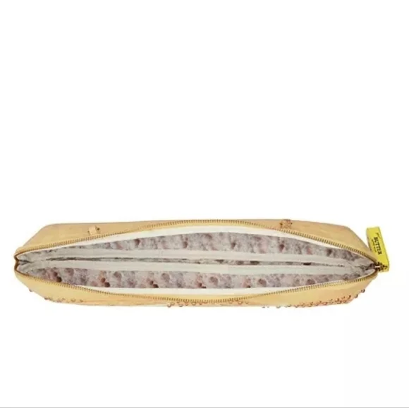 RARE BETSEY JOHNSON J'TAIME CARBS BAG-UETTE CLUTCH CROSSBODY BAG - Picture 4 of 15